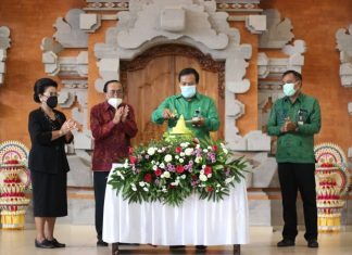 Tingkatkan Kompetensi SDM Warnai Peringatan Dies Natalis ke-39 Unmas Denpasar