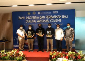 Percepat Pemulihan Ekonomi, 700 Pekerja Perbankan Kota Denpasar Terima Vaksin