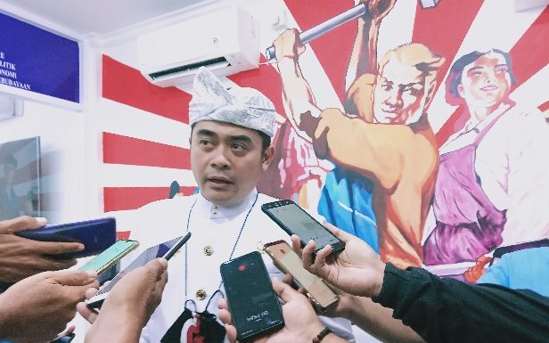 AWK Resmikan Gedung Kampus D ‘Conefo’ Universitas Mahendradatta