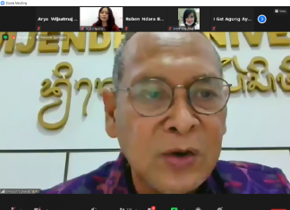Universitas Dwijendra feat PT Pegadaian Persero gelar Webnas Bertema Menjadi Kartini Masa Kini