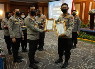 Humas Polda Jatim Raih 2 Kategori Penghargaan dari Div Humas Polri