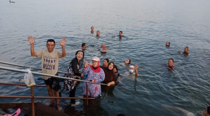 Ternyata Ini Manfaat Seringnya Berendam di Laut, Baca Informasinya!!