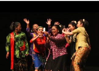 Peranan Perempuan Mempertahankan Warisan Budaya