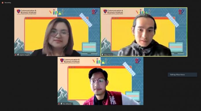 Jalan-Jalan Virtual dengan VIRAL (Virtual Travel) : Smart & Safe Travel