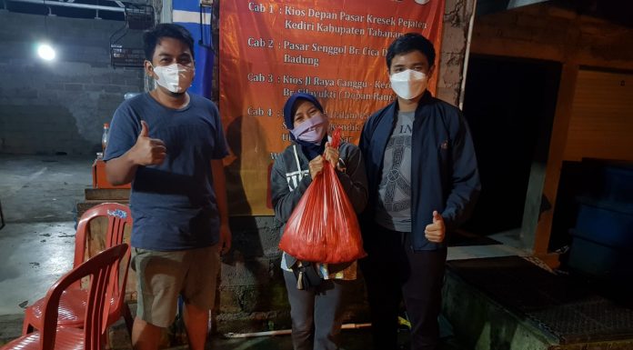 Berbagi di Masa PPKM, Supplier Cindelaras sebar Ayam Potong