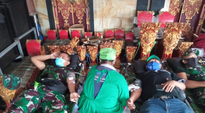 Kodim Gianyar gandeng Yayasan Tapak Dara dan PMI gelar Donor Darah