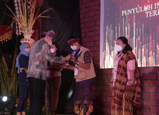PIP terima Penghargaan, Kominfo: Pahlawan Komunikasi Publik di Tengah Pandemi