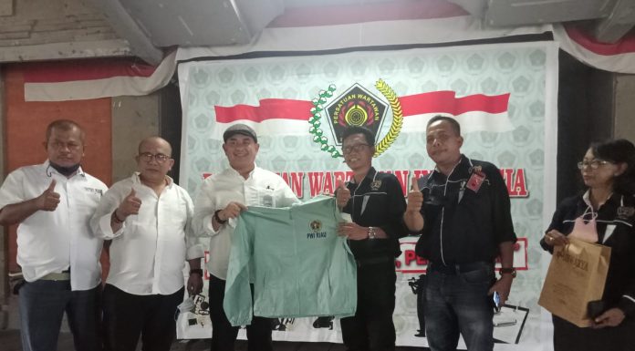 Perkuat Silaturahmi, PWI Riau Kunjungi PWI Bali