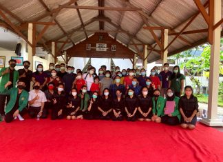 Berikan Edukasi Pemahaman Bahasa, Program Studi Pendidikan Bahasa Inggris FKIP Unmas Denpasar adakan PKM di Yayasan Pendidikan Dria Raba