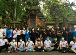 Upaya Tingkatkan Rasa Persaudaraan di Lingkungan Fakultas Hukum Dwijendra University melalui Pengabdian Kepada Masyarakat