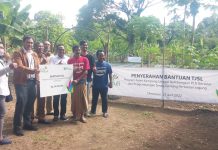 Dukung Percepatan Pemulihan Ekonomi, PLN Salurkan Bantuan Pengembangan Smart Farming Peternak Ayam Sanur