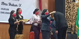 Lepas Mahasiswa Strata Satu dan Magister Hukum, Fakultas Hukum Dwijendra University gelar Yudisium ke-34 dan ke-9