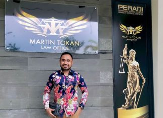 Martin Tokan, Pengacara Muda Flores Timur, Bersinar di Jawa Timur