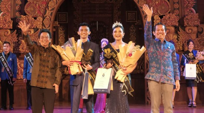 Alumni SMKN 1 Denpasar dan SMAN 1 Tabanan Raih Putra-Putri Kampus ITB STIKOM Bali