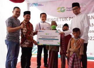Mengetuk Pintu Langit, Pegadaian Gelar Khitan Massal di Tahun Baru Islam