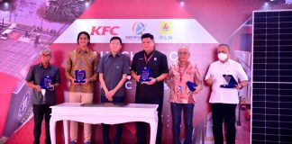 Resmikan PLTS dan SPKLU Wujud Sinergitas PT Fast Food Indonesia, Tbk. dan PT Agra Surya Energy