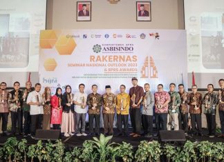 BPRS Fajar Raih Penghargaan Inovasi Tekhnologi Informasi Terbaik