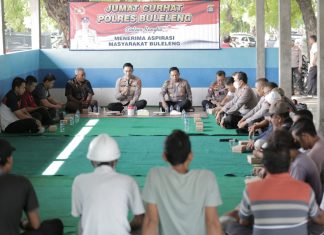 Jumat Curhat: Kapolres Buleleng Atensi Keluhan Para Nelayan di Celukan Bawang