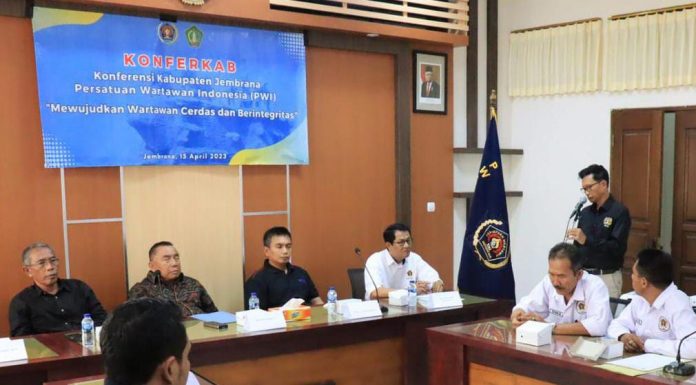 IB Siwantara, Wartawan Warta Bali Terpilih Aklamasi sebagai Ketua PWI Jembrana