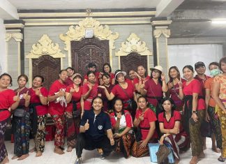 Manfaatkan Sisi Ekonomis Sampah, Made Dwi Artha beri Sosialisasi kepada Ibu-Ibu PKK Banjar Untal-Untal
