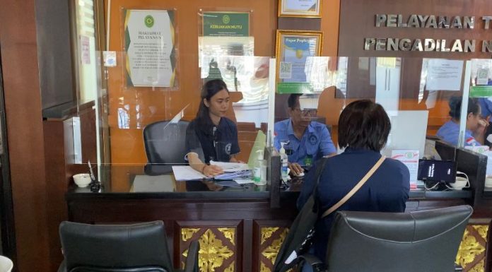 Tingkatkan Pelayanan melalui E-Court, Ini yang dilakukan Putu Putri Pradnyani Dewi Mahasiswa FH Unmas Denpasar
