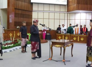 Lantik 172 CPNS menjadi PNS, Cok Ace Tuntut Mampu Berikan Pelayanan Terbaik Bagi Masyarakat
