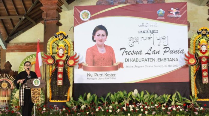 Ny. Putri Koster Tekankan Tari Rejang Adalah Identitas Tiap Desa Adat