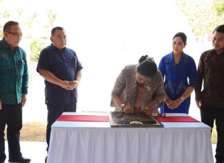 Resmikan Kawasan Produksi Produk Bedetan Perancak, Ny. Putri Koster Dorong Olahan Ikan dan Pindang Menjadi Ciri Khas Jembrana