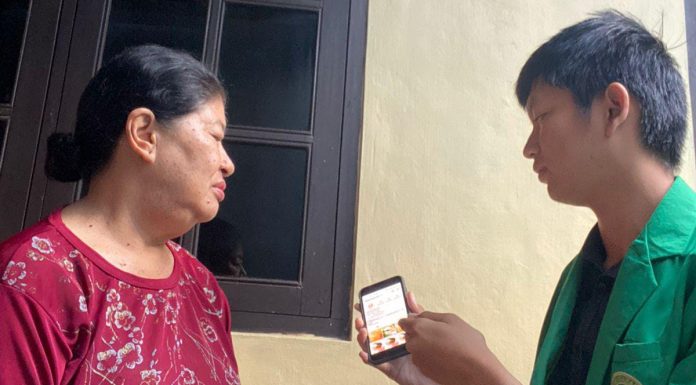 Penuhi Tugas KKN, Dewa Gede Putra Bantu Pelaku UMKM Rice Box Kembangkan Usaha melalui Media Sosial