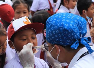 Melalui KKN, Mahasiswa FH Unmas Denpasar Berikan Edukasi Dental Health Information kepada Siswa SDN 1 Belumbang