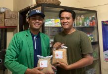 Kenalkan Media Sosial dalam Upaya Meningkatkan Produk Pakan Ternak Ayam