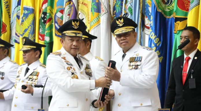 Mendagri Lantik Sang Made Mahendra Jaya Sebagai Penjabat Gubernur Bali