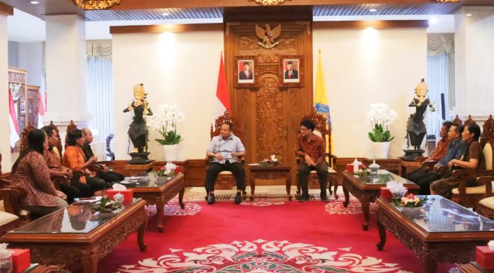 Terima Audiensi SMA N 1 Singaraja, Ini Pesan Pj. Gubernur Bali