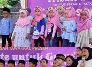 Rayakan Hari Guru, Yayasan Tawakkal gelar Pentas Seni