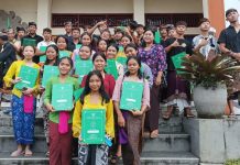 Serahkan Raport Semester Pertama, Ini Pesan Bu Apsari Wali Kelas X TJKT A SMK Negeri 3 Tabanan