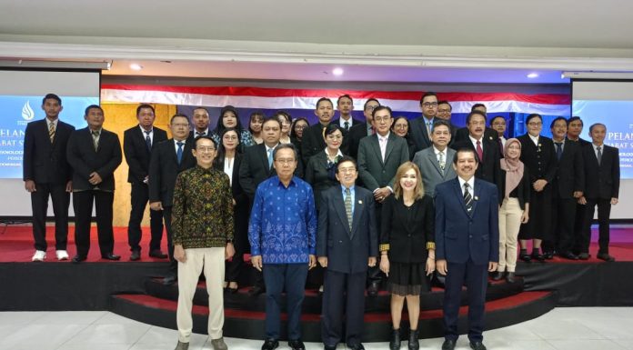 ITB STIKOM Bali Lantik Pejabat Struktural Periode 2024-2028
