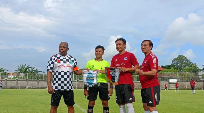 Sempat Kewalahan, Legend Mitra Devata Akhiri Laga dengan Kemenangan 7-4 saat Hadapi Timor Leste FC