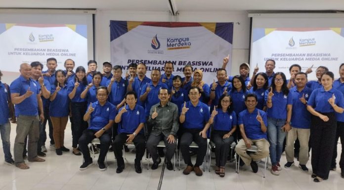 Gelar Media Gathering, ITB STIKOM Bali Persembahkan Beasiswa untuk Keluarga Wartawan
