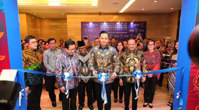 Resmikan Ekshibisi Tanah Ulayat, Simak Harapan Menteri AHY