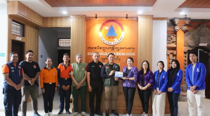 ITB STIKOM Bali Perkenalkan AR Agung ARmed ke PUSDALOPS BPBD Bali