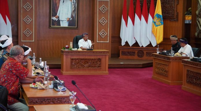 Bertemu Gubernur Bali, PLN Paparkan Kesiapan Pengawalan Pasokan Listrik Jelang Hari Suci Nyepi dan Libur Lebaran Idul Fitri 2025