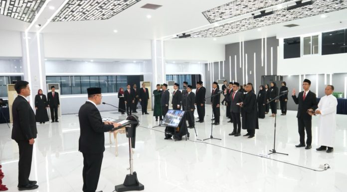 Wamen ATR/Waka BPN Lantik 78 Pejabat Fungsional, Tekankan Profesionalisme dan Integritas