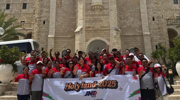 JNE Berangkatkan Ksatria dan Srikandi ke Holyland untuk Perjalanan Rohani