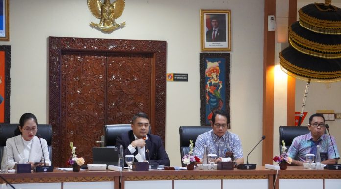 Dukung Terwujudnya Net Zero Emission di Bali, PLN Siap Buka Keran Kolaborasi