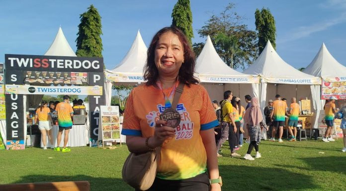 QRIS Summer Run 2025: Medali dari Pecahan Uang Kertas Daur Ulang, Bank Indonesia Bali Raih Penghargaan MURI