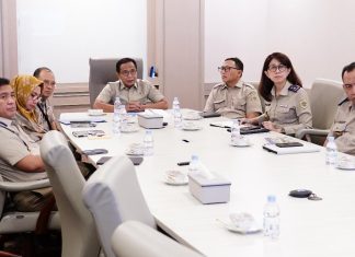 Evaluasi dan Analisis Kinerja Triwulan II, Sekjen Kementerian ATR/BPN Minta Jajaran Berkomitmen untuk Program Percepat Penyelesaian Kementerian Agraria dan Tata Ruang/Badan Pertanahan Nasional (ATR/BPN) menggelar Evaluasi dan Analisis Kinerja Program dan Kegiatan Triwulan II Tahun 2025, Senin (14/07/2025)