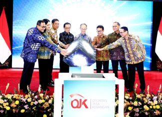 OJK Kukuhkan KPKS Perkuat Tata Kelola dan Karakteristik Keuangan Syariah