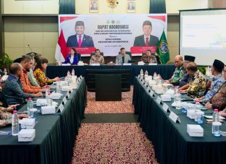 Rakor di Maluku Utara, Menteri Nusron Tekankan Pentingnya Dukungan Pemda dalam Pembuatan Sertipikat Tanah