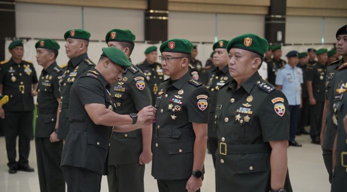 Kasdam IX/Udayana Pimpin Sertijab, Sejumlah Pejabat Kodam Resmi Berganti