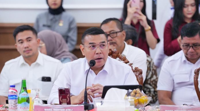 Jalankan Inpres 12/2025 untuk Tangani Masalah di Pulau Baai dan Enggano, Wamen Ossy: Butuh Tata Ruang yang Solutif